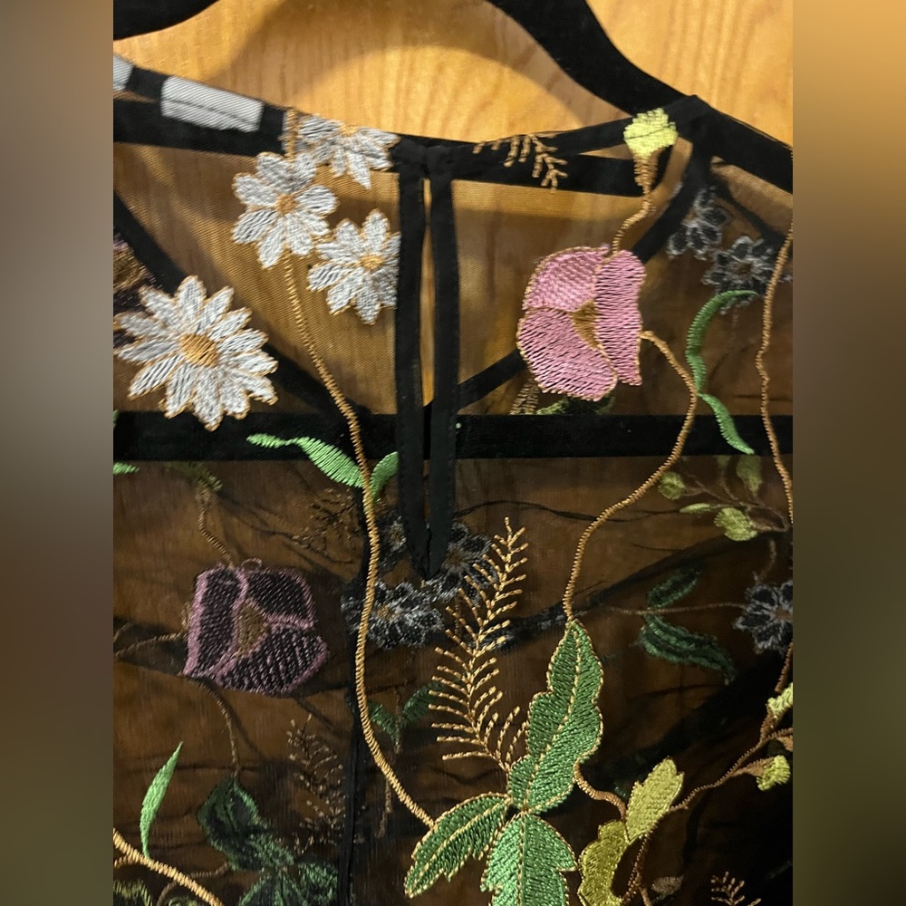 H&M Floral Embroidered Sheer Black Blouse M - Picture 8 of 9